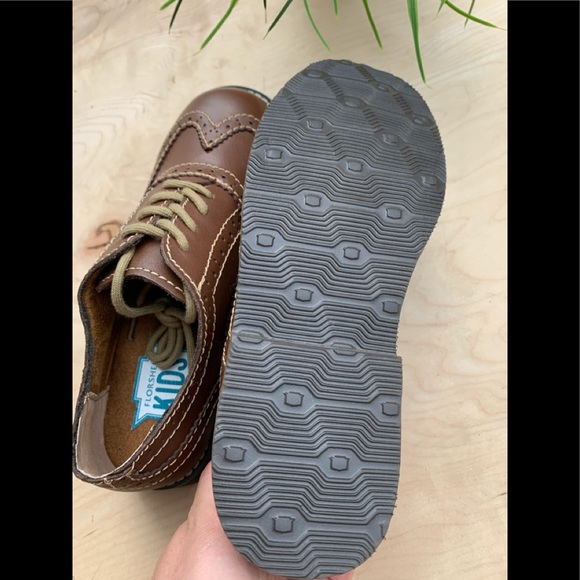Florsheim boys brown dress shoes 👞 - Picture 6 of 9